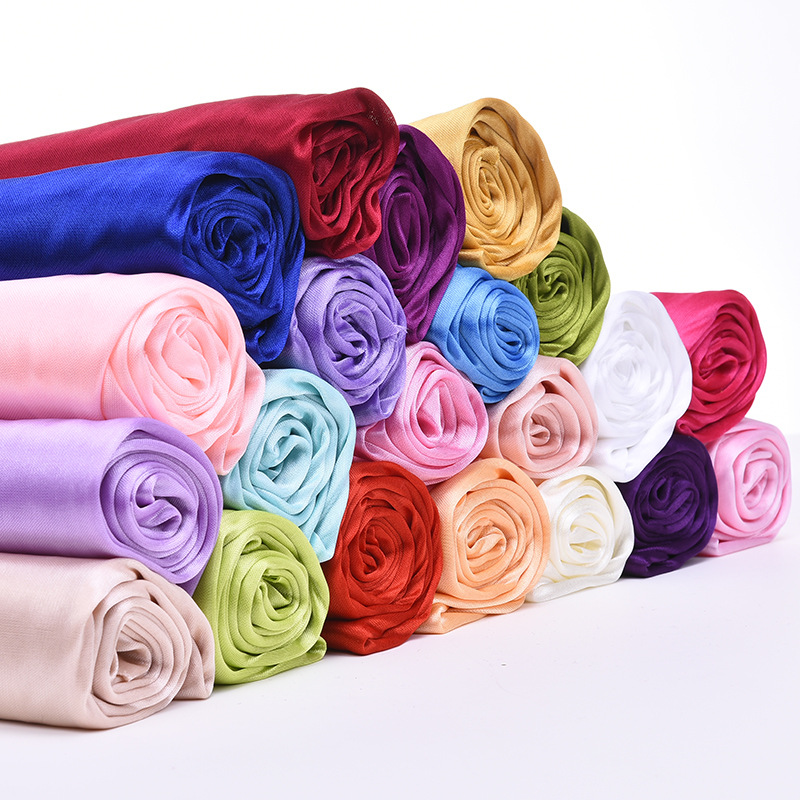 Pearlescent Ice Silk Satin Fab - Wedding Party Supply 评论和价格