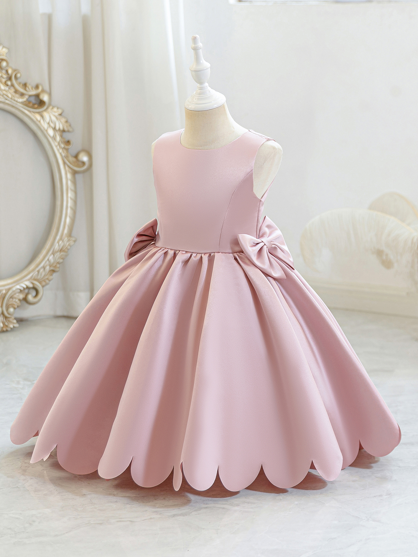 Young Girl Elegant Party Dress - Wedding Dress Supply 评论和价格